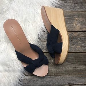 Loeffler Randall Wedges 6 Navy Fabric Knot